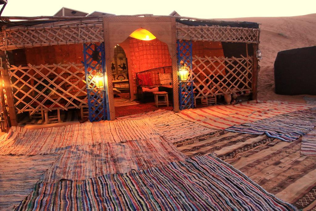 Bivouac Le Petit Prince Merzouga Luaran gambar